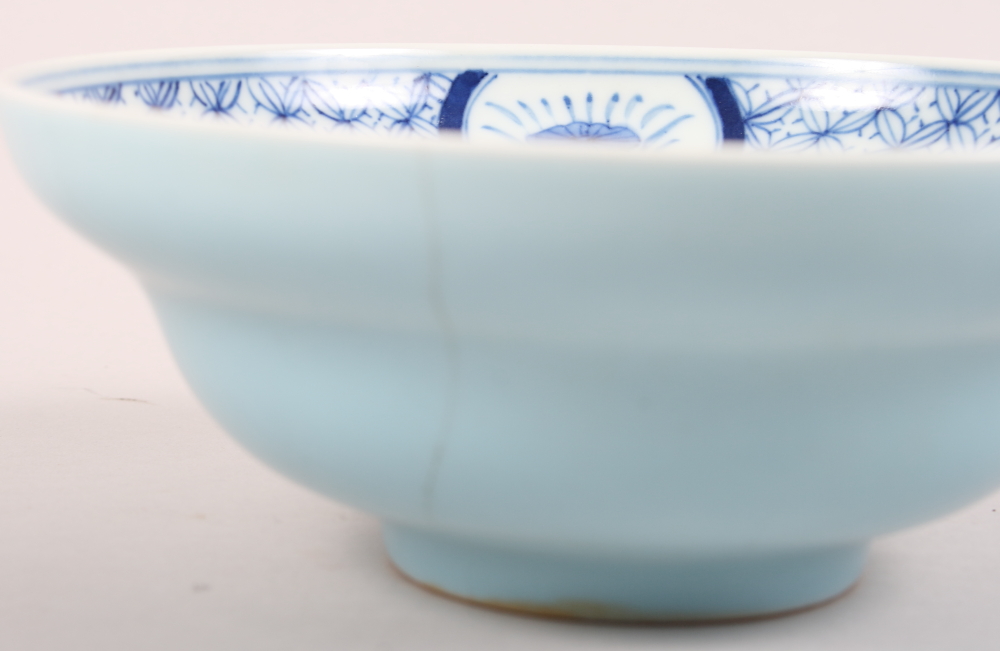 A Chinese porcelain blue and white bowl, decorated vase of flowers, six character Kangxi mark to - Image 4 of 6