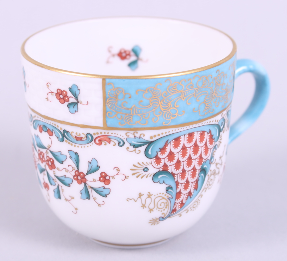 A pair of Herend "Cornucopia" pattern cabinet cups and saucers, hand-painted "Altai Saudonie" to - Image 13 of 15