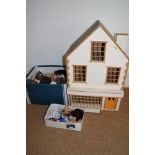 A wood doll's house "shop" with accessories, 18" wide