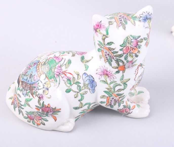 A Beswick model of a champion bull, a pair of Staffordshire spaniels and a Chinese porcelain famille - Image 3 of 10