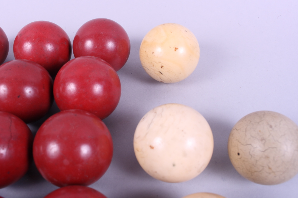 Three ivory billiard balls and a quantity of other billiard balls - Image 3 of 5