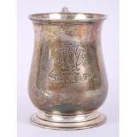 A silver tankard with scrolled handle, 5.6oz troy approx