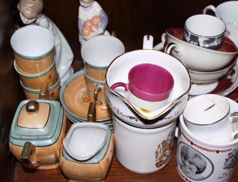 Two Lladro figures, 6 1/2" high, and a quantity of commemorative mugs, cups and saucers, etc - Image 2 of 9