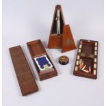 A Metronome de Maelzel, a Victorian water box and cribbage boards