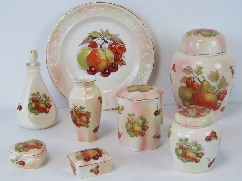 A quantity of Royal Worcester Spode Pali