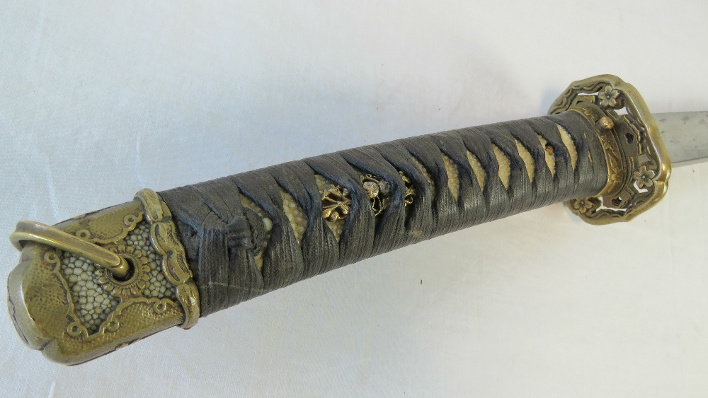 A Shin Guntu Samari sword, 1932 WWII Military Officer issue, surrendered to USMC in 1942, - Image 5 of 6