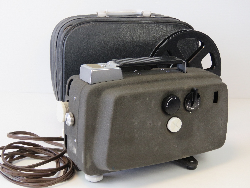 A Sekonic 80J Auto 8mm cine projector, w - Image 4 of 4