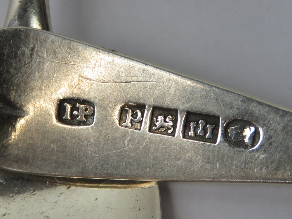 A pair of HM silver teaspoons having 'W' monogram to terminal, - Image 4 of 4