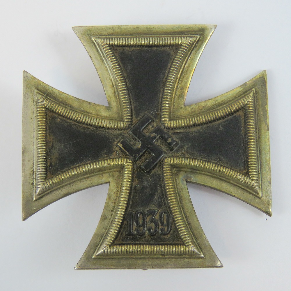 A reproduction WWII German Iron Cross 1St Class badge marked '20' to pin. - Image 2 of 3