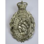 An Artists SAS embossed badge bearing legend 'Cvm Marte Minerva' (Mars with Minerva) upon.