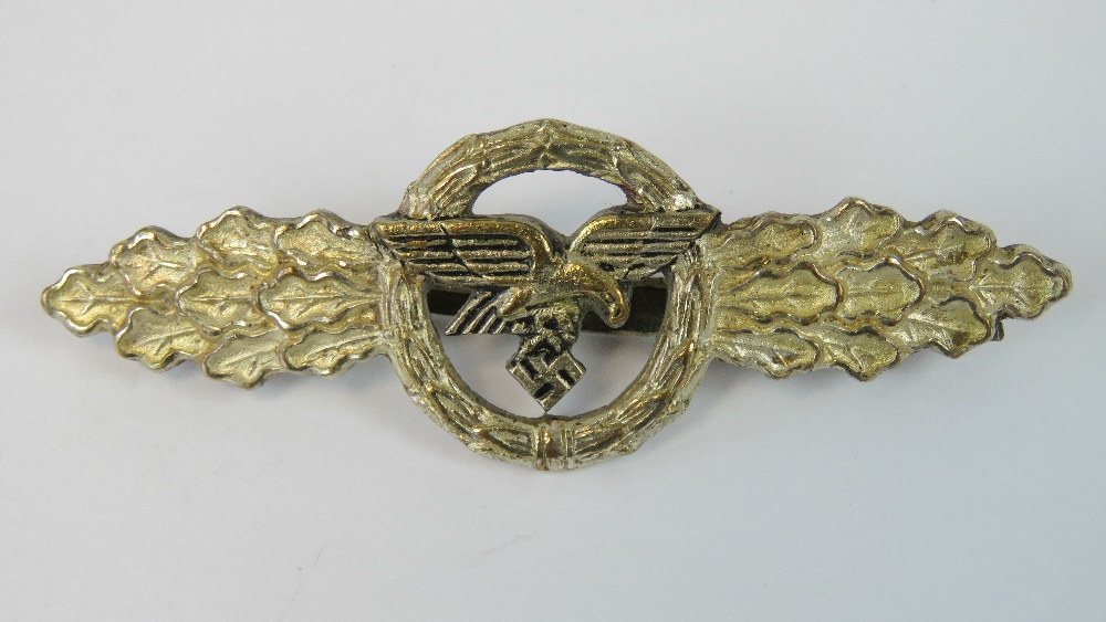 A reproduction WWII German Luftwaffe Pilots clasp.