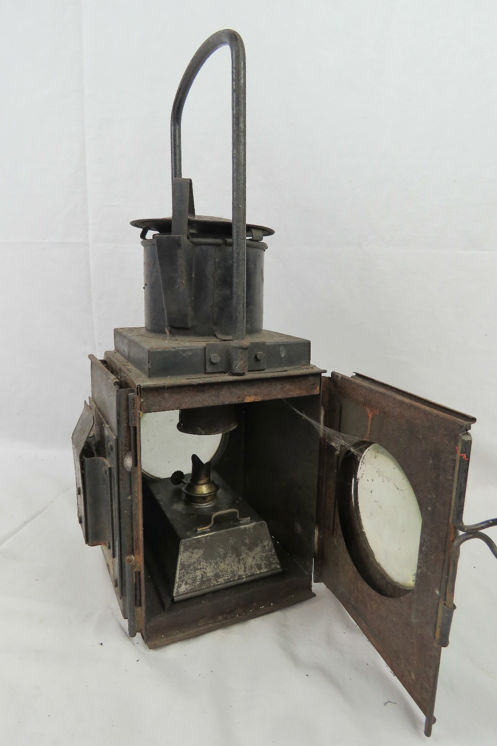 A vintage enclosed magnified gas lamp as used in military ammunition stores / cargo holds on ships/ - Image 4 of 4