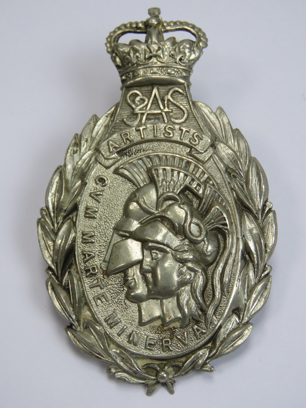 An Artists SAS embossed badge bearing le