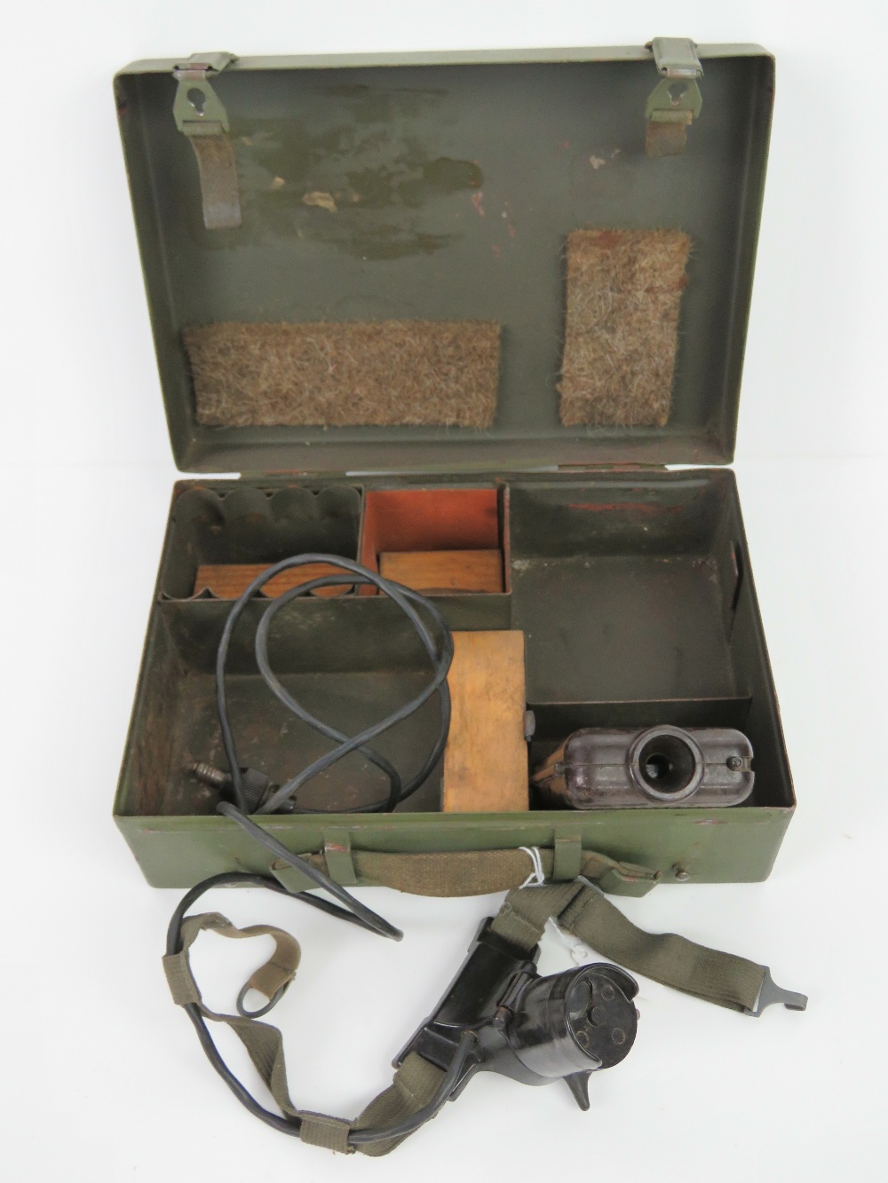 A rare WWII German Flak / Artillery Officers Bakelite head torch in case with spare bulbs,