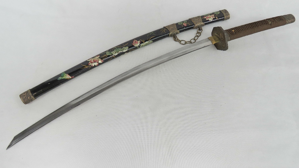 A fine curved Samurai sword with bound shagreen handle, steel blade, - Image 2 of 5