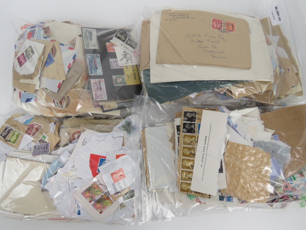 A large collection of loose and stuck down stamps, mostly used, - Image 3 of 4