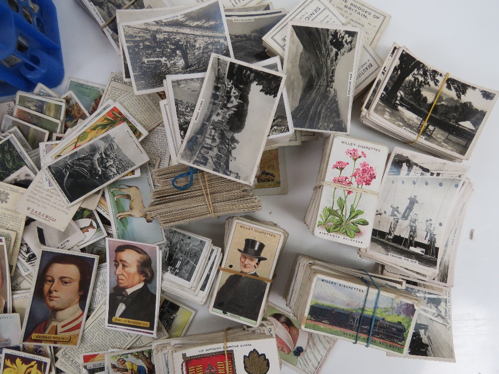 An extensive collection of loose cigarette cards, some in sets/part sets, mostly unsorted, - Image 5 of 6