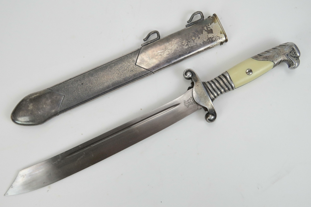 A RAD Oficers dagger having Alcoso Solin - Image 2 of 5