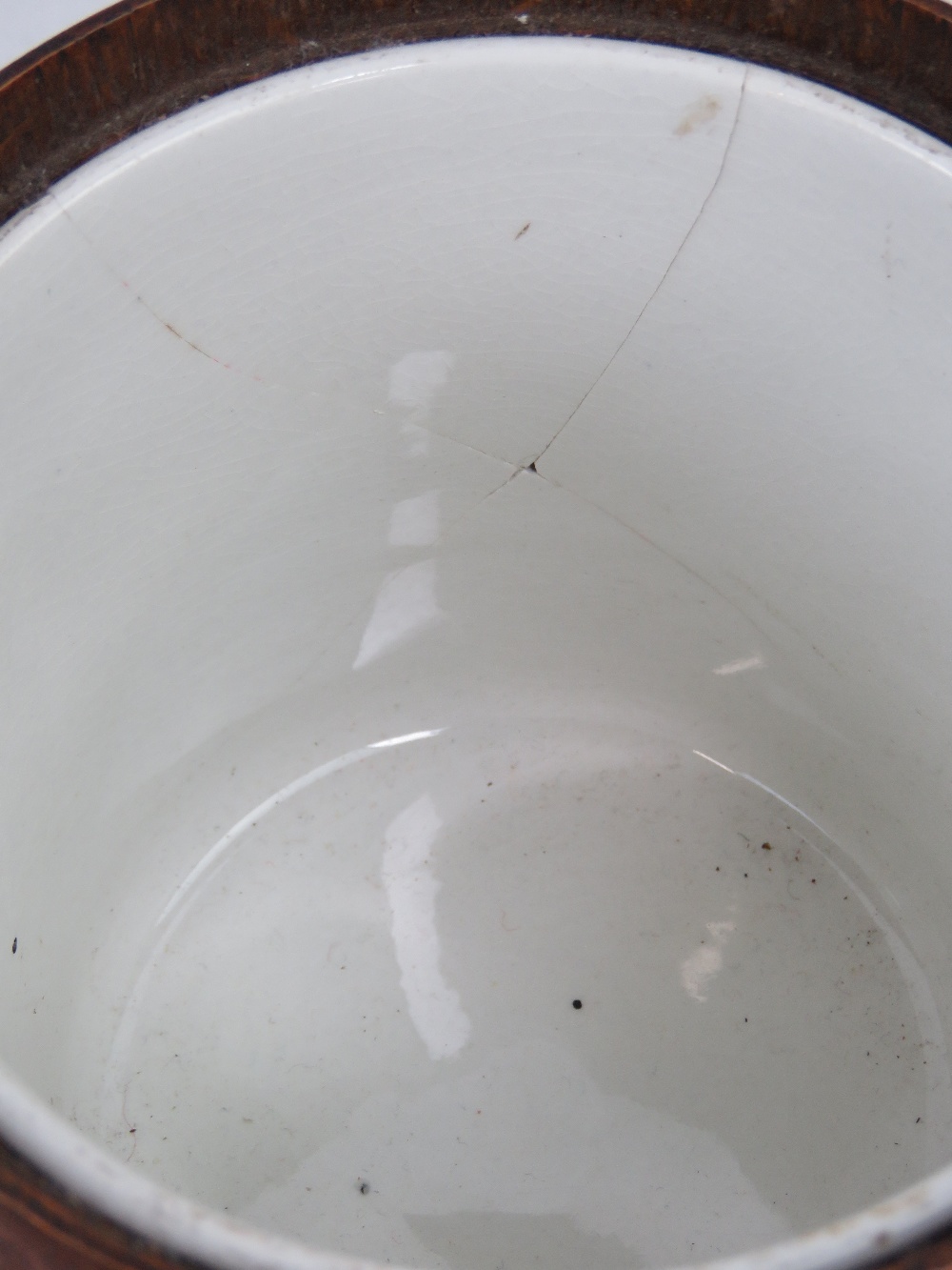 A c1930s oak ice bucket with swing handle and lid. - Image 2 of 2