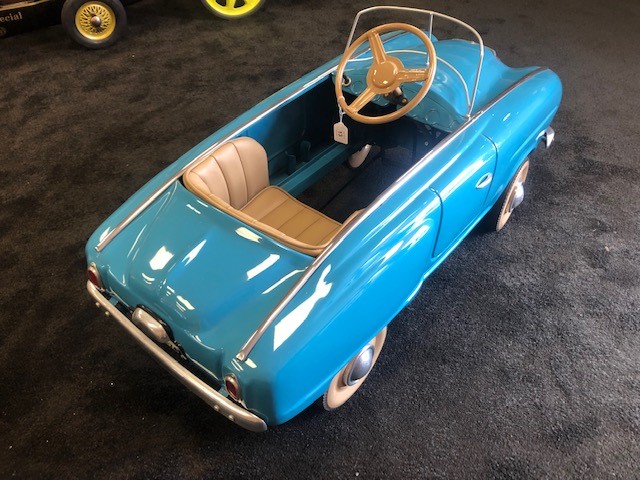 A rare Mosconica pedal car C1960s. Finely detailed metal body measuring 112cm in length. - Image 3 of 3