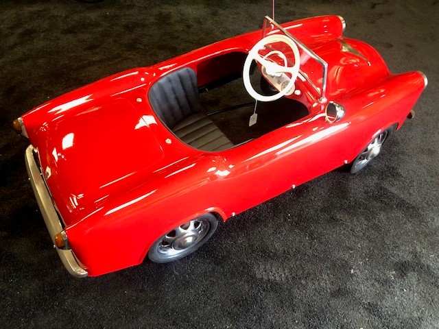 A rare Pines Alfa Romeo pedal car C1960s. Finely detailed plastic body measuring 127cm in length. - Image 3 of 3