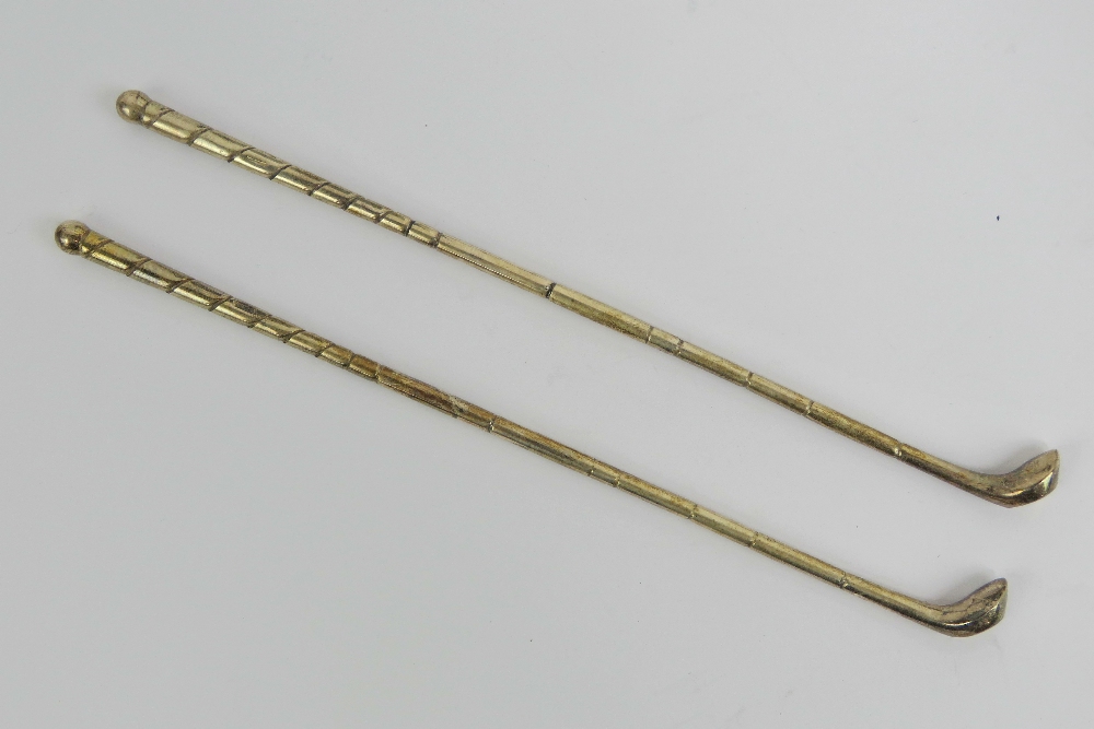 A pair of silver 'golf clubs', each measuring 17cm in length and having Egyptian hallmarks upon, - Image 2 of 3