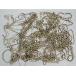 A quantity of assorted silver fine chain necklaces, 92.2g.