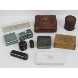 A quantity of assorted vintage jewellery presentation boxes including two Toye Kenning & Spencer