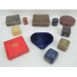 A quantity of assorted vintage jewellery presentation boxes including a Fortnum & Masons GIft