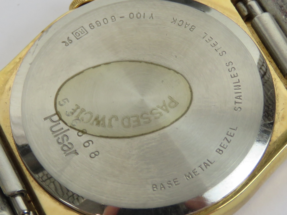 A Pulsar Quartz gold plated wristwatch h - Image 3 of 4