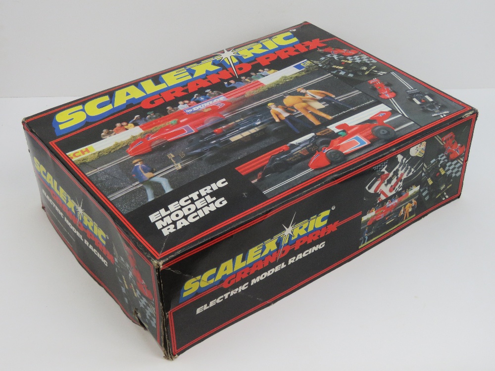 A Scalextric Grand PIx set in box having - Image 3 of 3