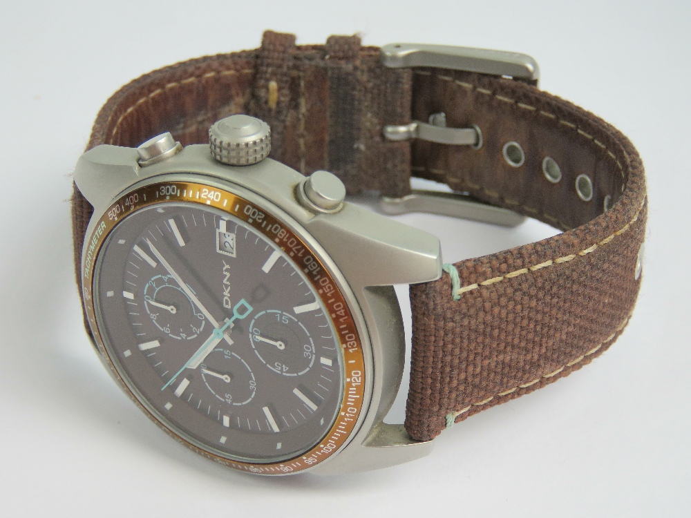 A DKNY stainless steel gents wristwatch - Image 3 of 3