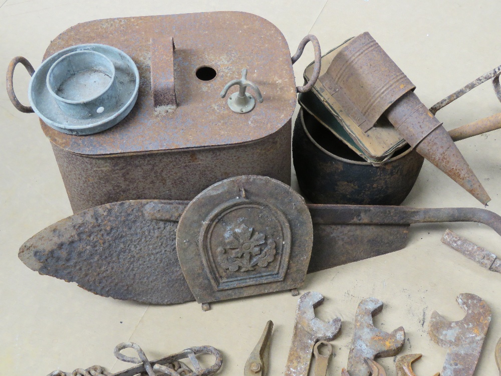 A quantity of assorted metalwares includ - Image 4 of 5