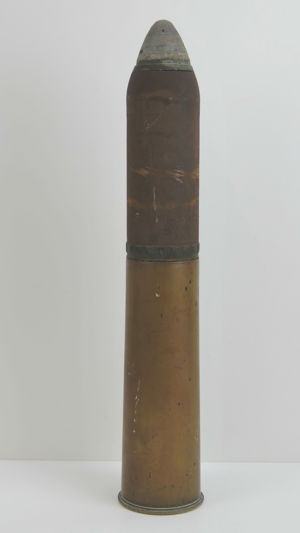 A WWI 18 Lb shell case 17.5cm high.