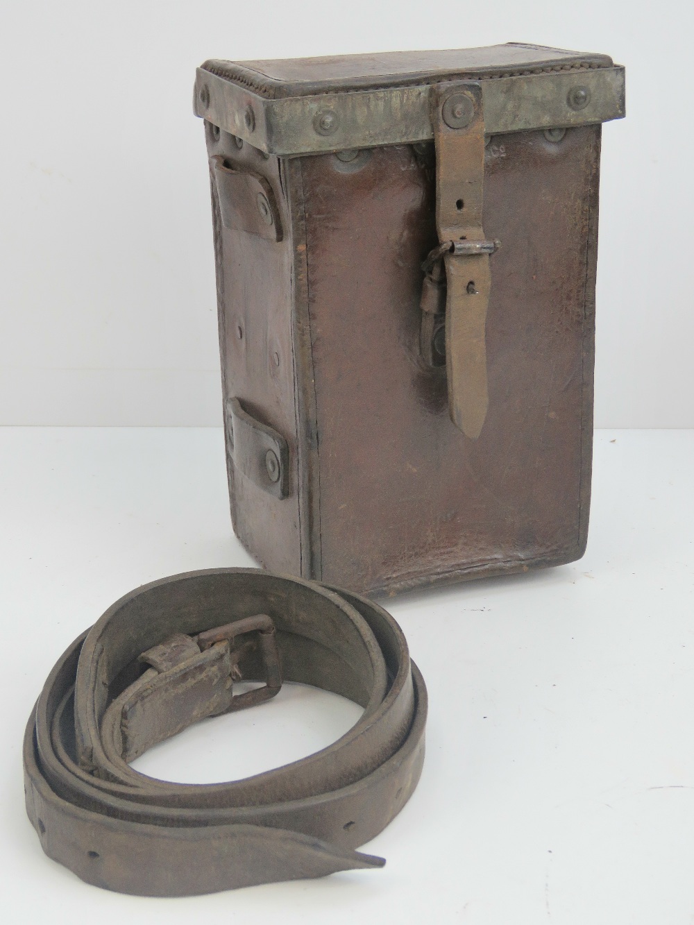 A WWI British Military Vickers gun spares/sight gunners pouch with adjustable leather strap and