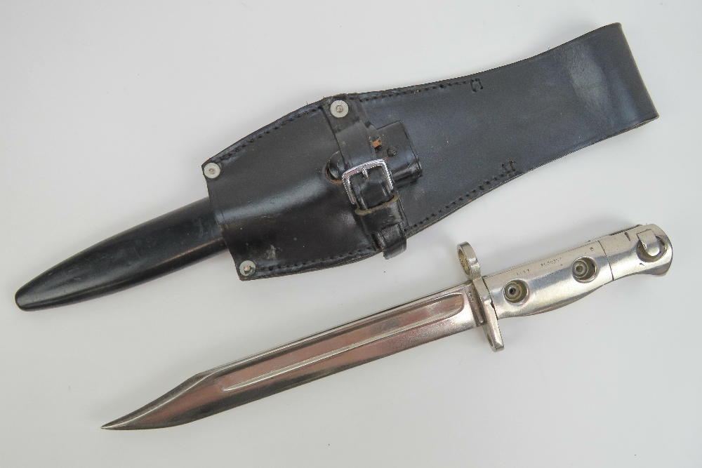 An L1 chromed bayonet with scabbard measuring 32cm in length. - Image 2 of 4