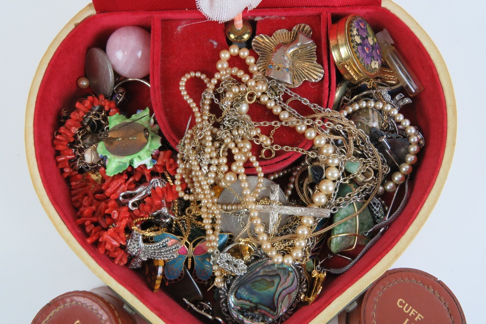 A quantity of assorted vintage costume jewellery including two hide stud and cufflink boxes, - Image 2 of 2