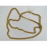 A 9ct gold flattened curb link chain necklace measuring 46cm in length, hallmarked 375, 4.6g.