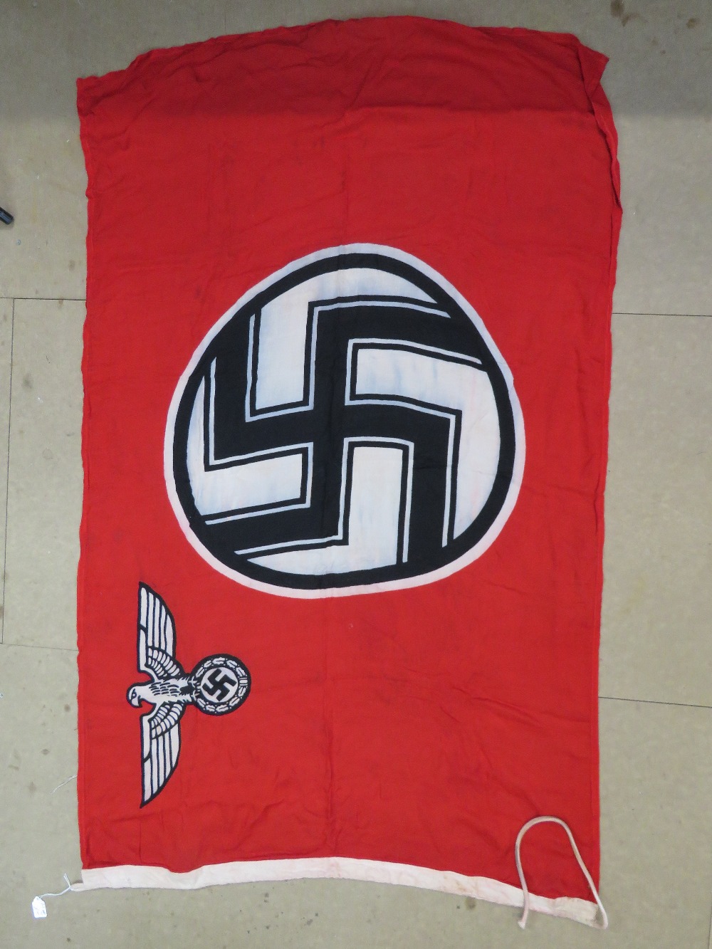 A WWII German Kriegsmarine flag, measuring 80 x 135cm.