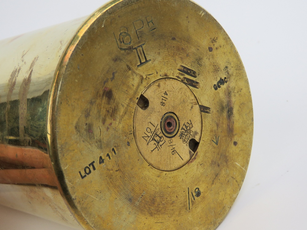 A WWI Royal Artillery 18lb cannon shell, case dated 1918, unfired HE case dated 1916, with fuse. - Image 3 of 3