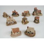 A quantity of Lilliput Lane houses including St Marks, Holmes Dyke, Saddlers Inn,