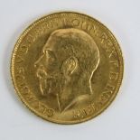 A 22ct gold George V 1912 full sovereign, 8g.