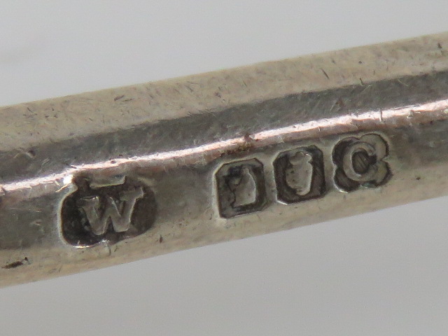 A set of four Irish HM silver knife rests, each hallmarked for Dublin 1918 and marked West & Son, - Image 4 of 4