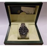 A Rolex Sea Dweller gents dive watch ref. 16600. Signed 40mm steel case with serial F671470.