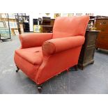 A LARGE VICTORIAN DEEP SEAT COUNTRY HOUSE ARMCHAIR.