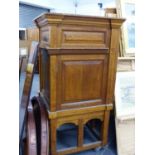 A LARGE VICTORIAN OAK AUCTIONEER'S ROSTRUM WITH PANELLED FRONT AND SIDES.