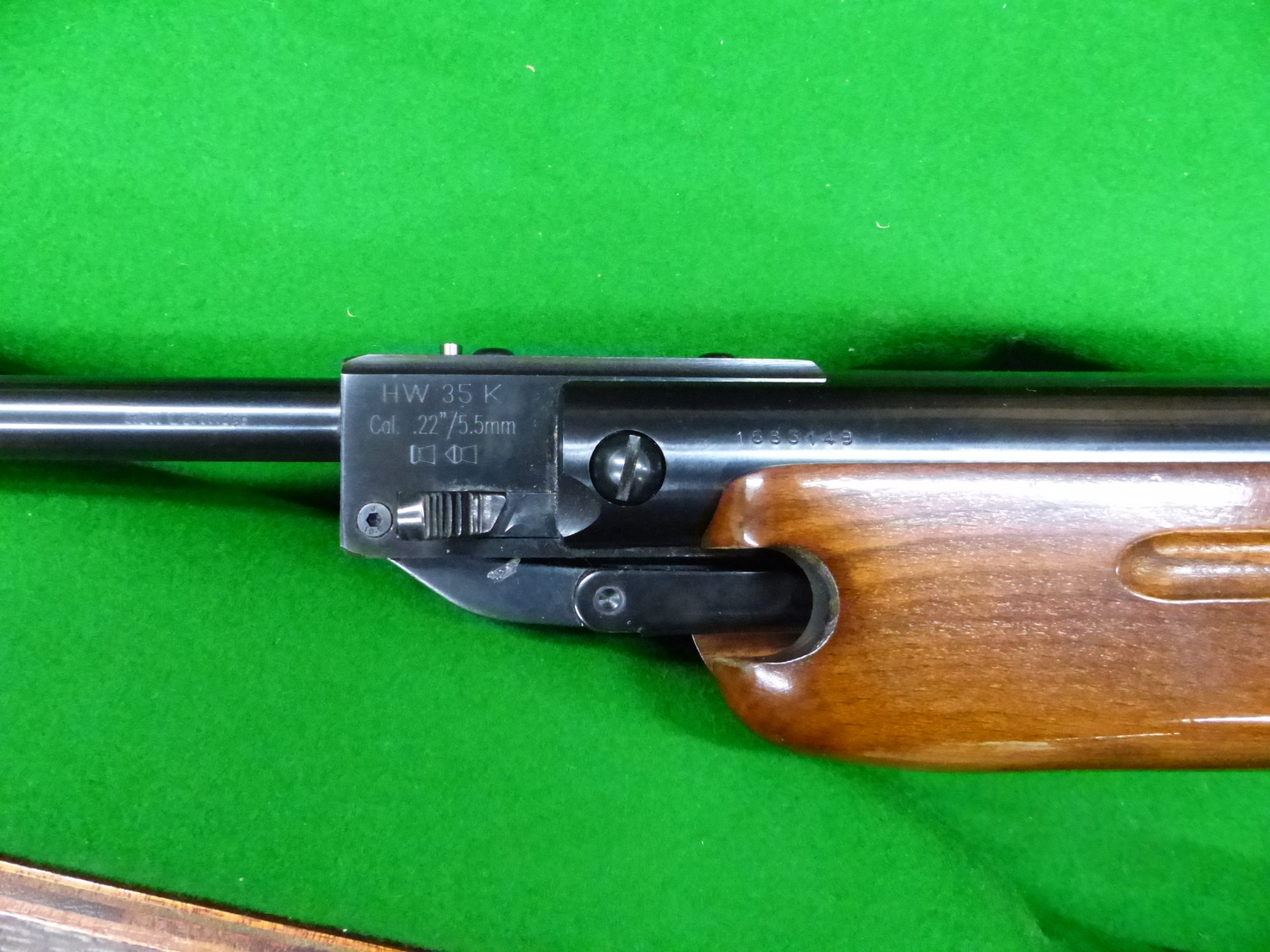 WEIHRAUCH HW35K AIR RIFLE 0.22 SERIAL No.1683149 WITH WOODEN BOX. - Image 8 of 9