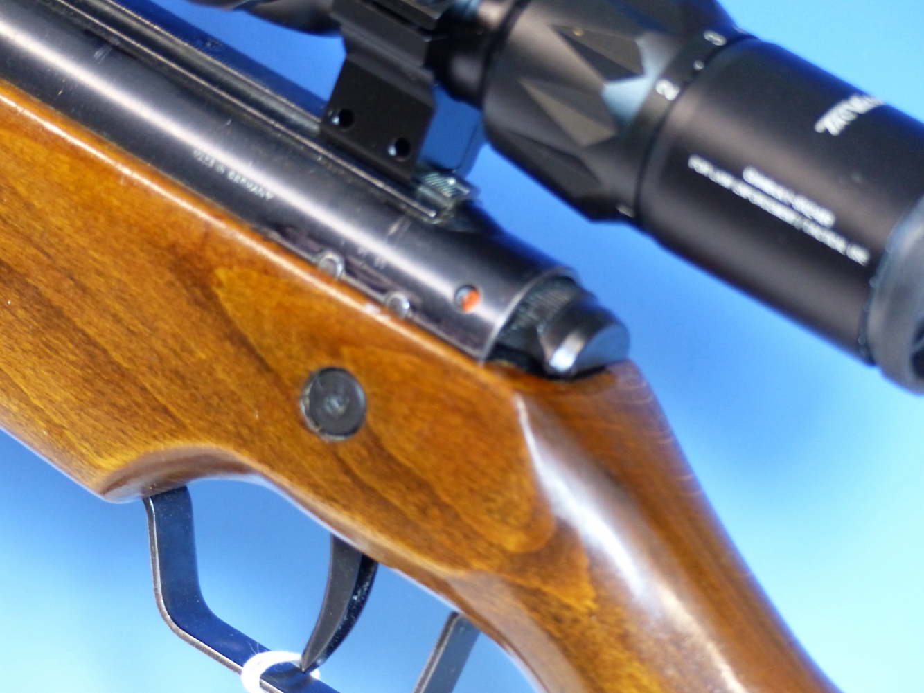 ORIGINAL MODEL 45 AIR RIFLE 0.177 SERIAL No.271532 WITH TAC VECTOR OPTIX 1-6 x 241 R TELESCOPIC - Image 4 of 10