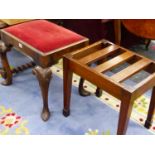 AN ANTIQUE MAHOGANY LUGGAGE STAND TOGETHER WITH A GEO.I.STYLE WALNUT DRESSING STOOL.