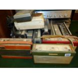 FOUR ROBERTS PORTABLE RADIOS AND NINE OTHER, VARIOUS. (13)